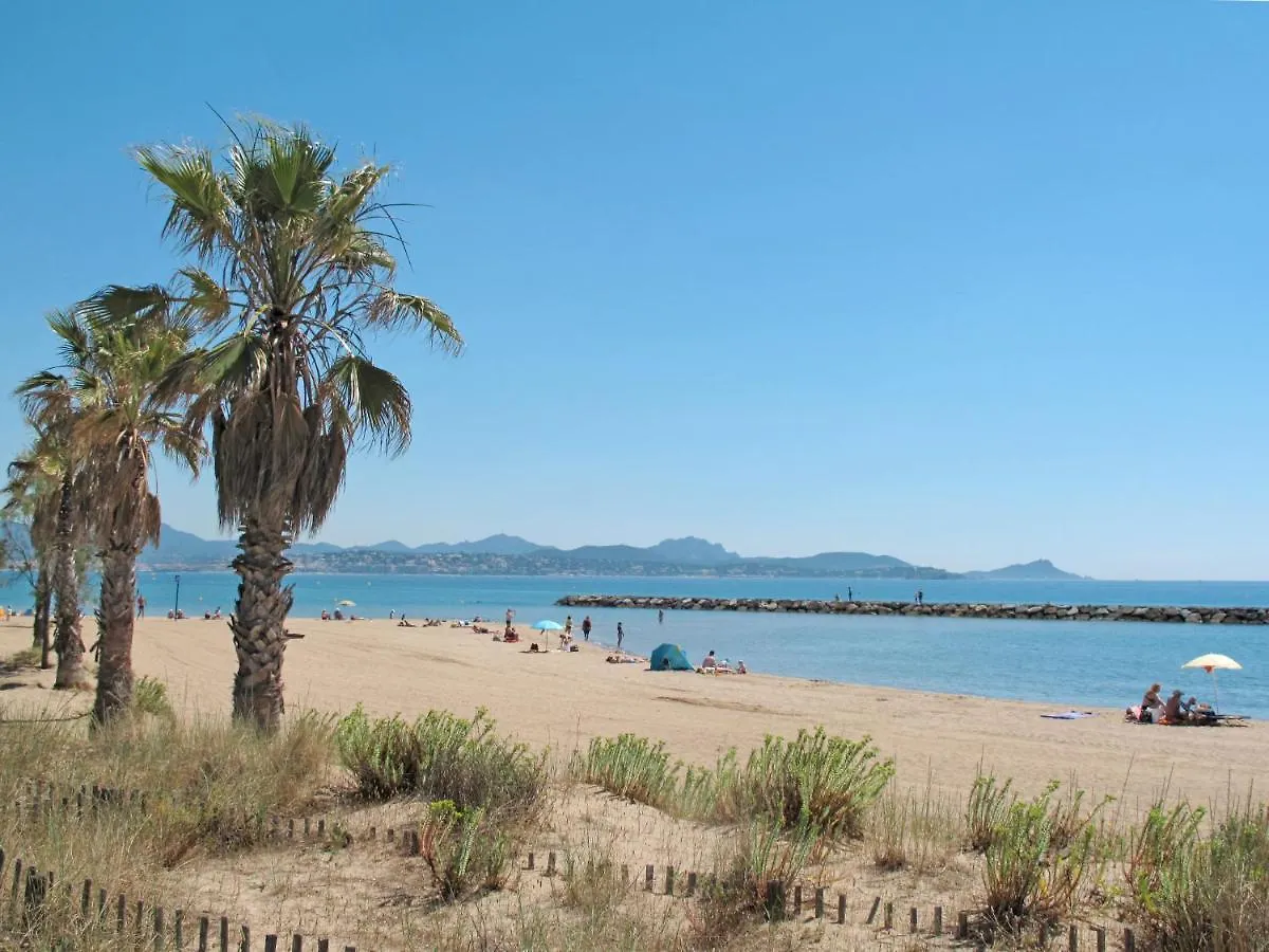 Apartment Les Louvans-2 By Interhome Saint Aygulf