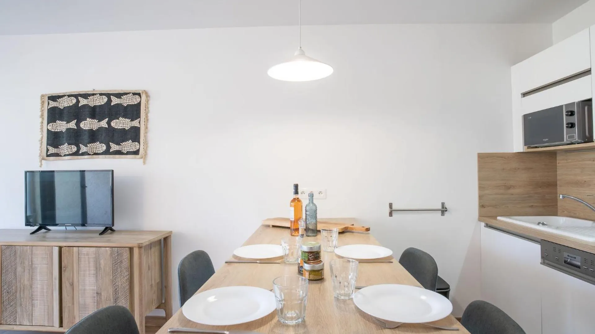 Apartment Les Louvans-2 By Interhome Saint Aygulf